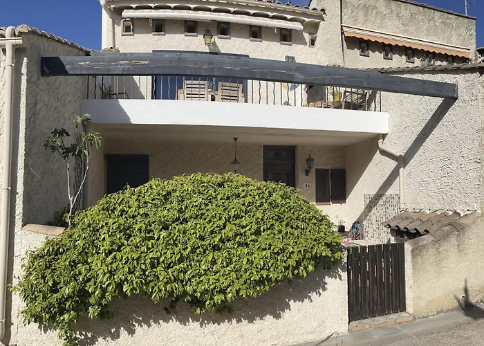 Maison Provencale Avec Parking Et Velos A Disposition
